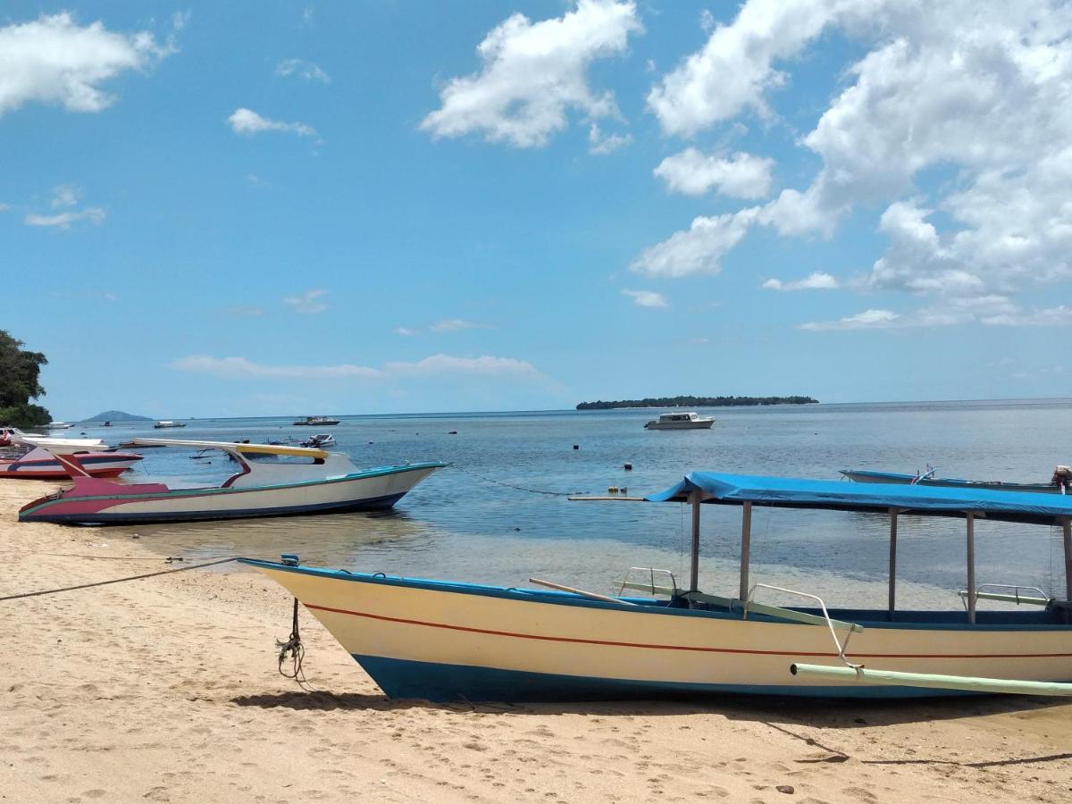 Arto Moro Bunaken Buitenkant foto