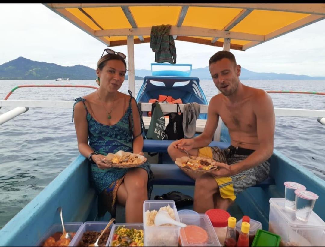 Arto Moro Bunaken Buitenkant foto